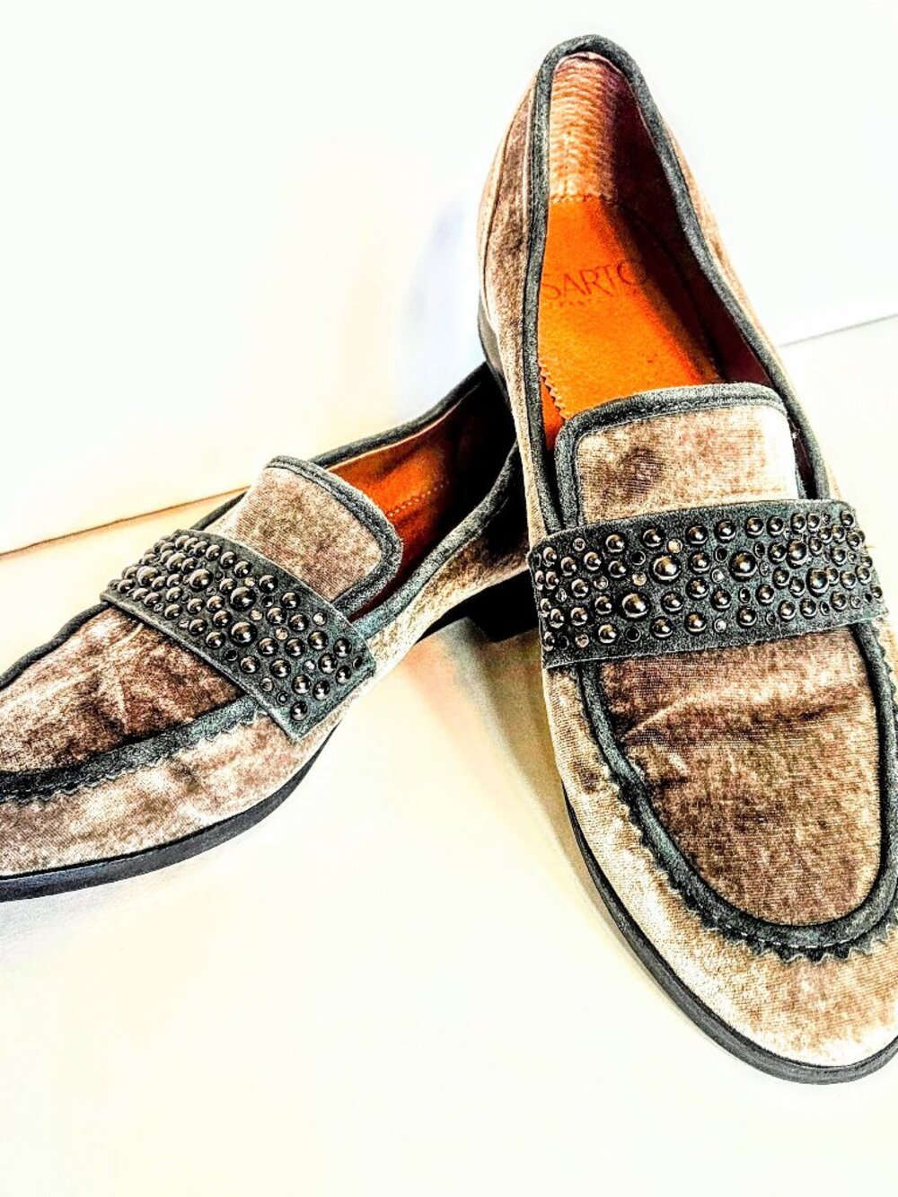 Franco Sarto Women's Gray Velvet A-Johanna Loafers Silver Stud Accents Size 8.5